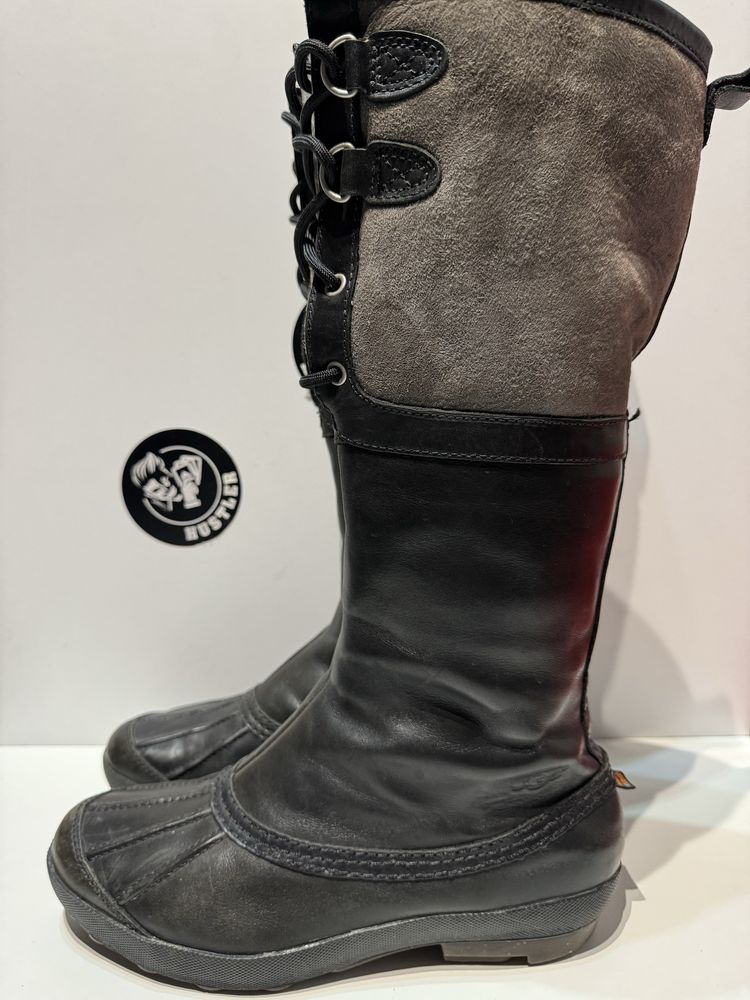 Ботуши UGG.Номер 40,стелка 26см