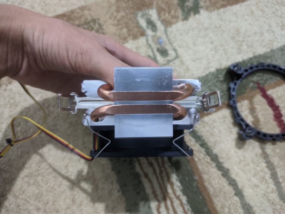 Продаю кулер для процессора (башню)