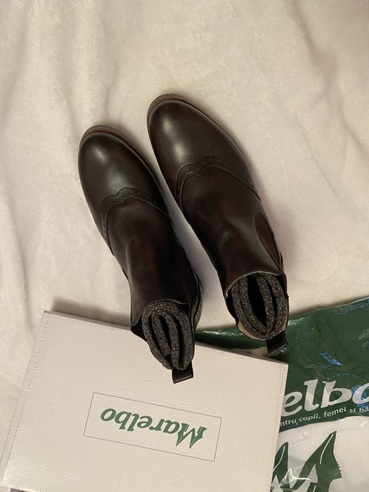 Ghete piele naturala Marelbo 39, noi, in cutia originala