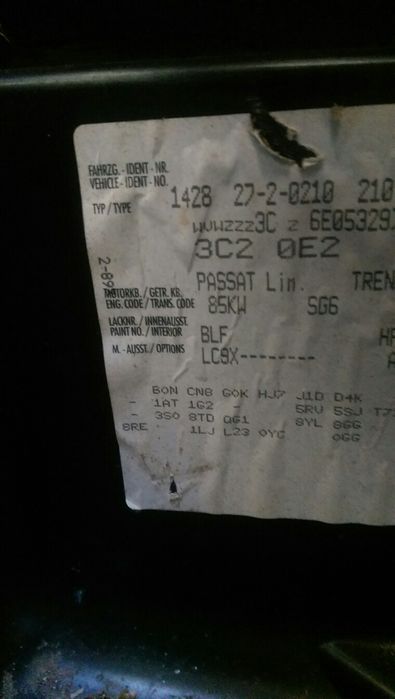 фолксваген пасат 2005г 1.6 FSI 6 скорости само на части.