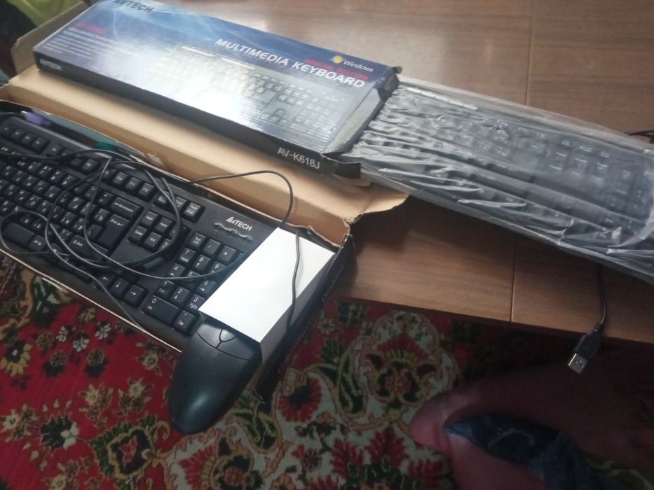 Продается.  Клавиатура. Хорошая