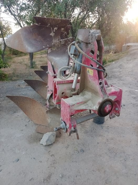 Срочна униа пулуг сотилади