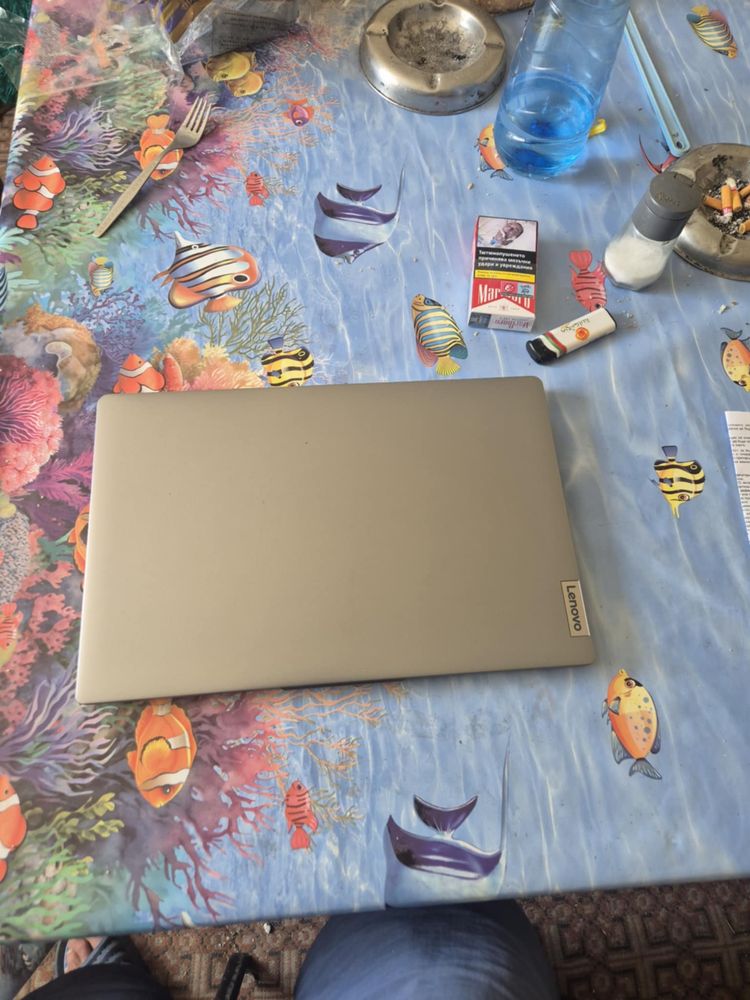 Лаптоп Lenovo Idea !
