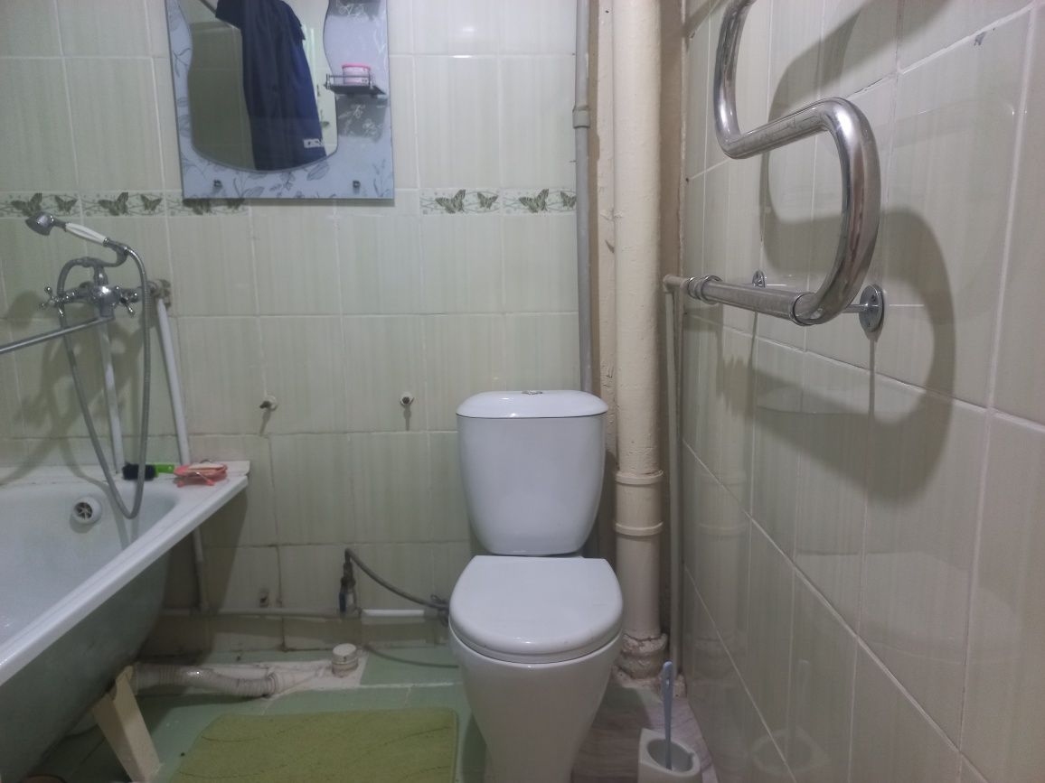2ух комната 3этаж,101 серия,12мкр
