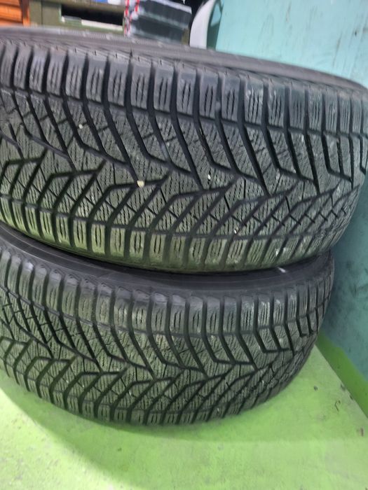 2 бр зимни 245/50/18 Yokohama