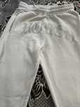 Vand pantaloni de toamna