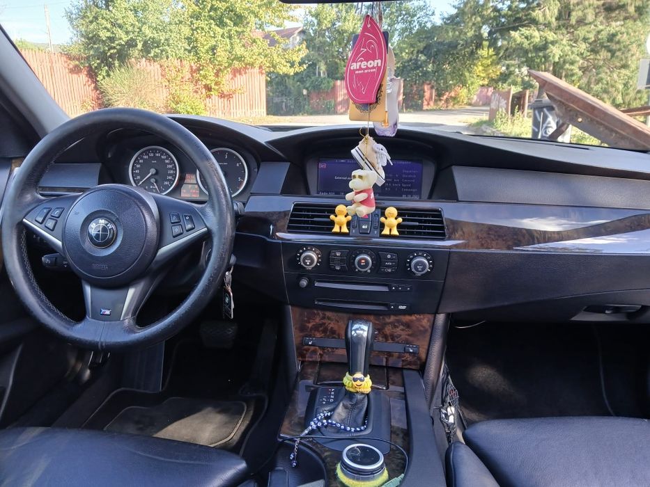 DE VANZARE!
BMW E61 .Seria 5. 525d 177cp An 2005 NFL!!!