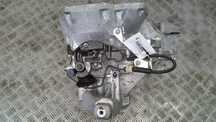 Cutie viteze Ford Focus III; 1.6 TDCI; AV6R7002KF; Start-Stop