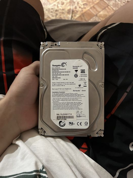 Продам ssd 2000гб