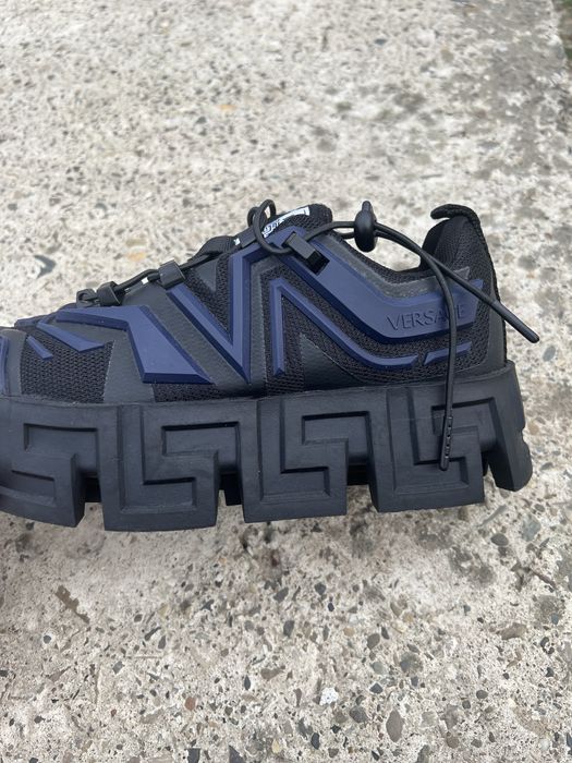 Versace greca origilani made in italy