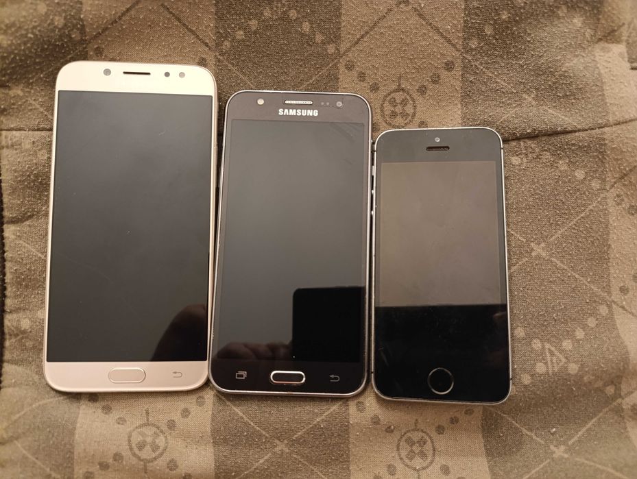 Telefoane defecte nefunctionale pentru piese