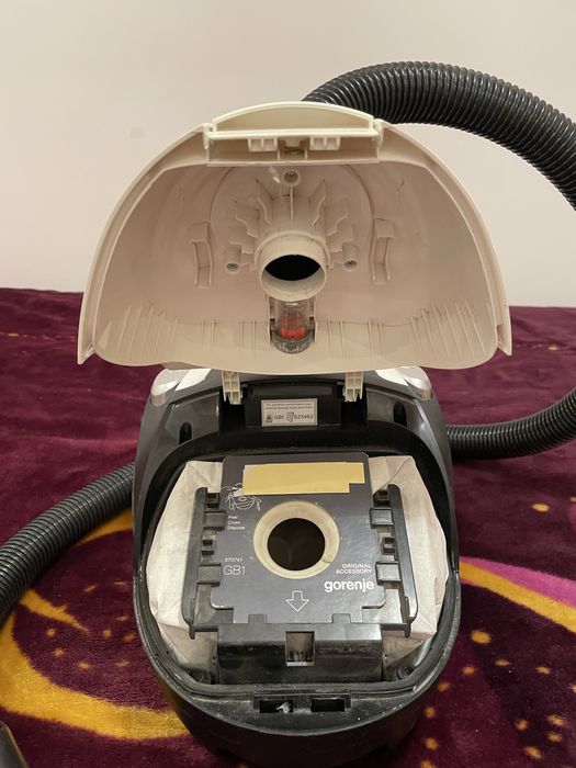 Aspirator gorenje cu sac