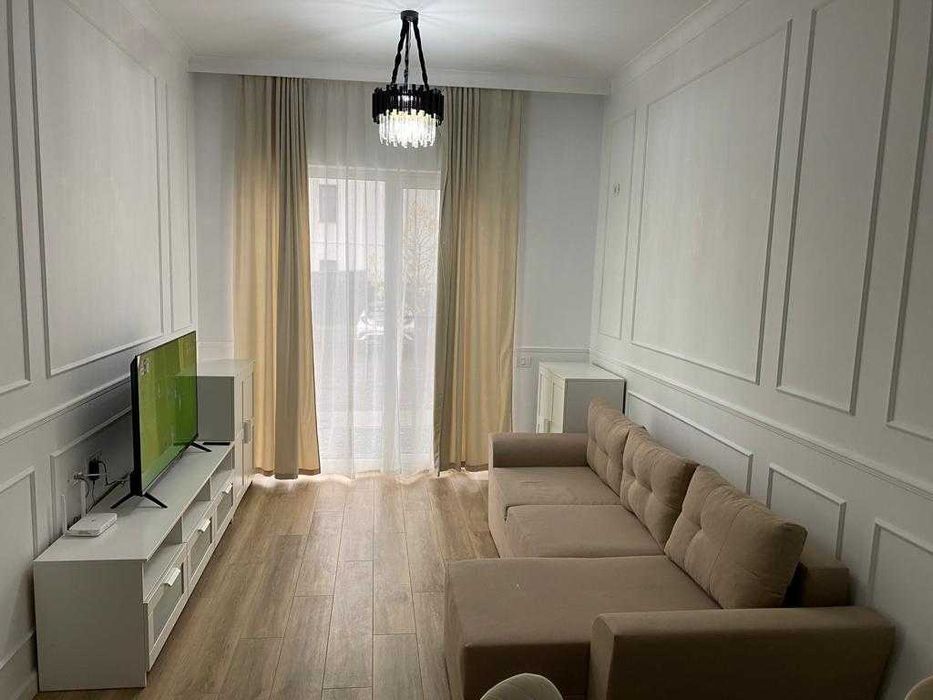 Apartament 2 camere|cu gradina|de inchiriat|direct de la proprietar