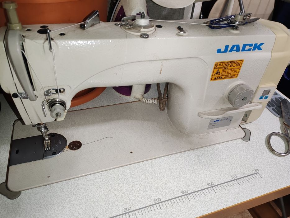 Швейный машины  jack