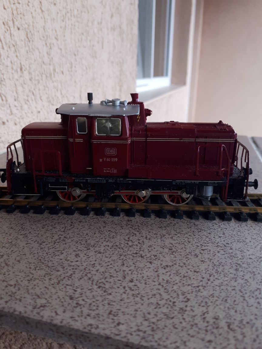 Locomotiva LDH si cu abur