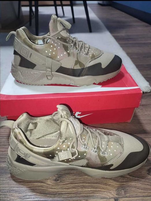 NIKE huarache 42,5