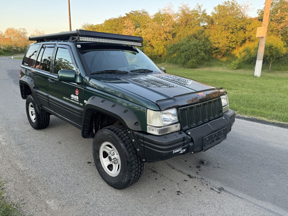 Jeep Grand Cherokee 4x4 / Diesel / Manual