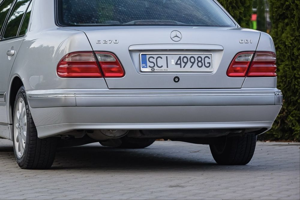 Задна броня от Mercedes W210