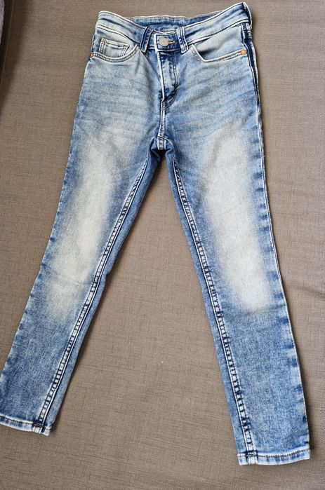 Детски дънки три броя за 20лв. 5-6год.