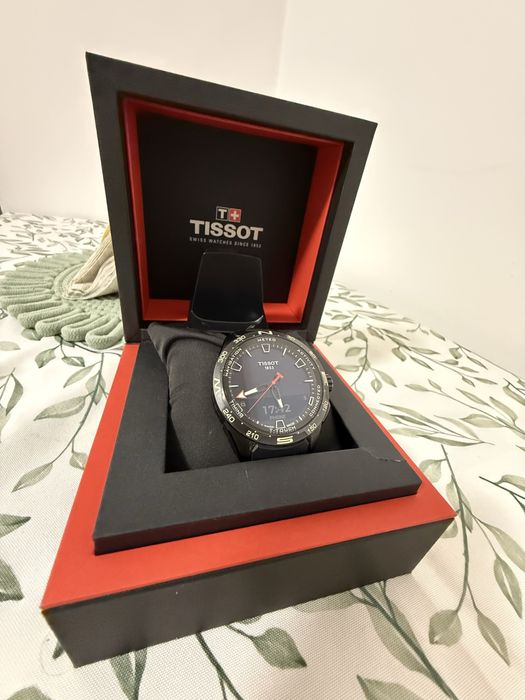 Tissot t-touch connect solar