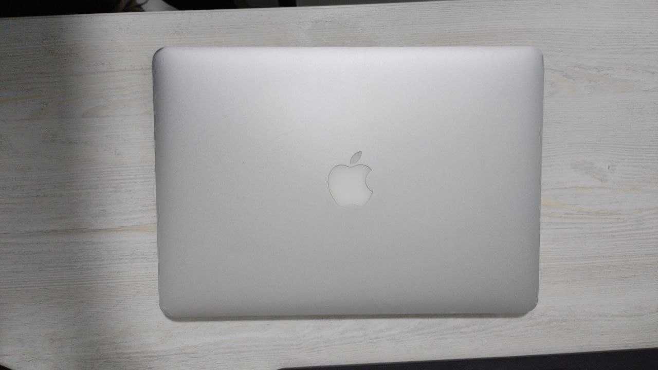 Macbook air 2-х ядерный