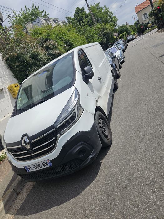 Renault trafic..