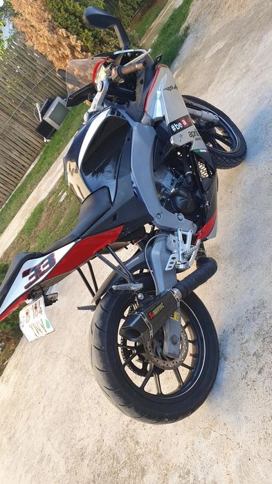 Vând aprilia rs4