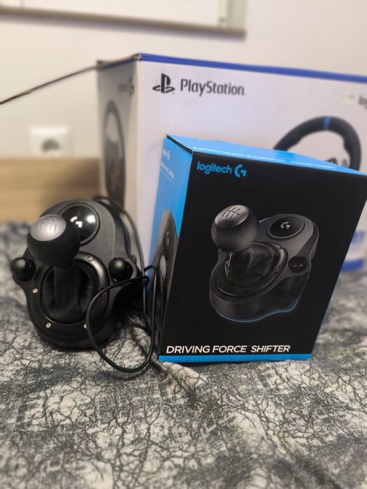 Продавам Logitech G29 с ГАРАНЦИЯ !!
