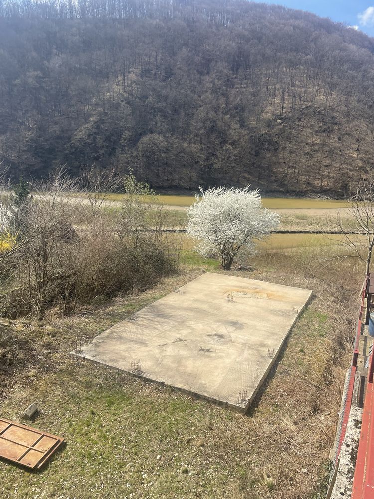 Vand fundatie casa -teren Lacul Cincis -Hunedoara