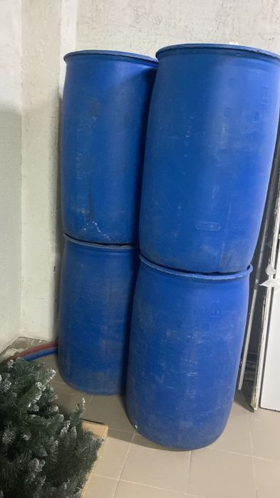 Продам пластиковые бочки