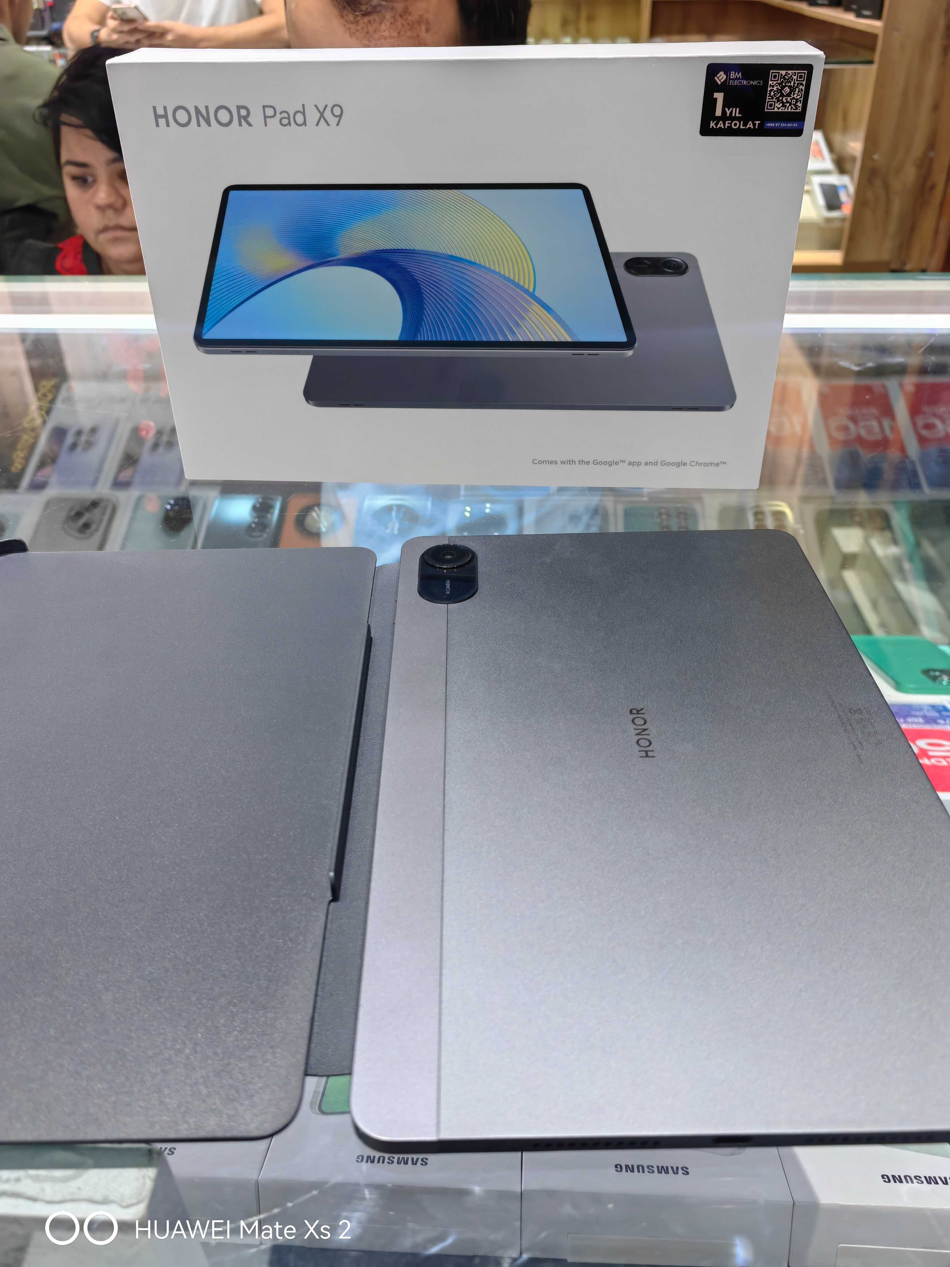 Honor Pad X9 4/128GB 4G состояние как новое полный комплект с гарантие