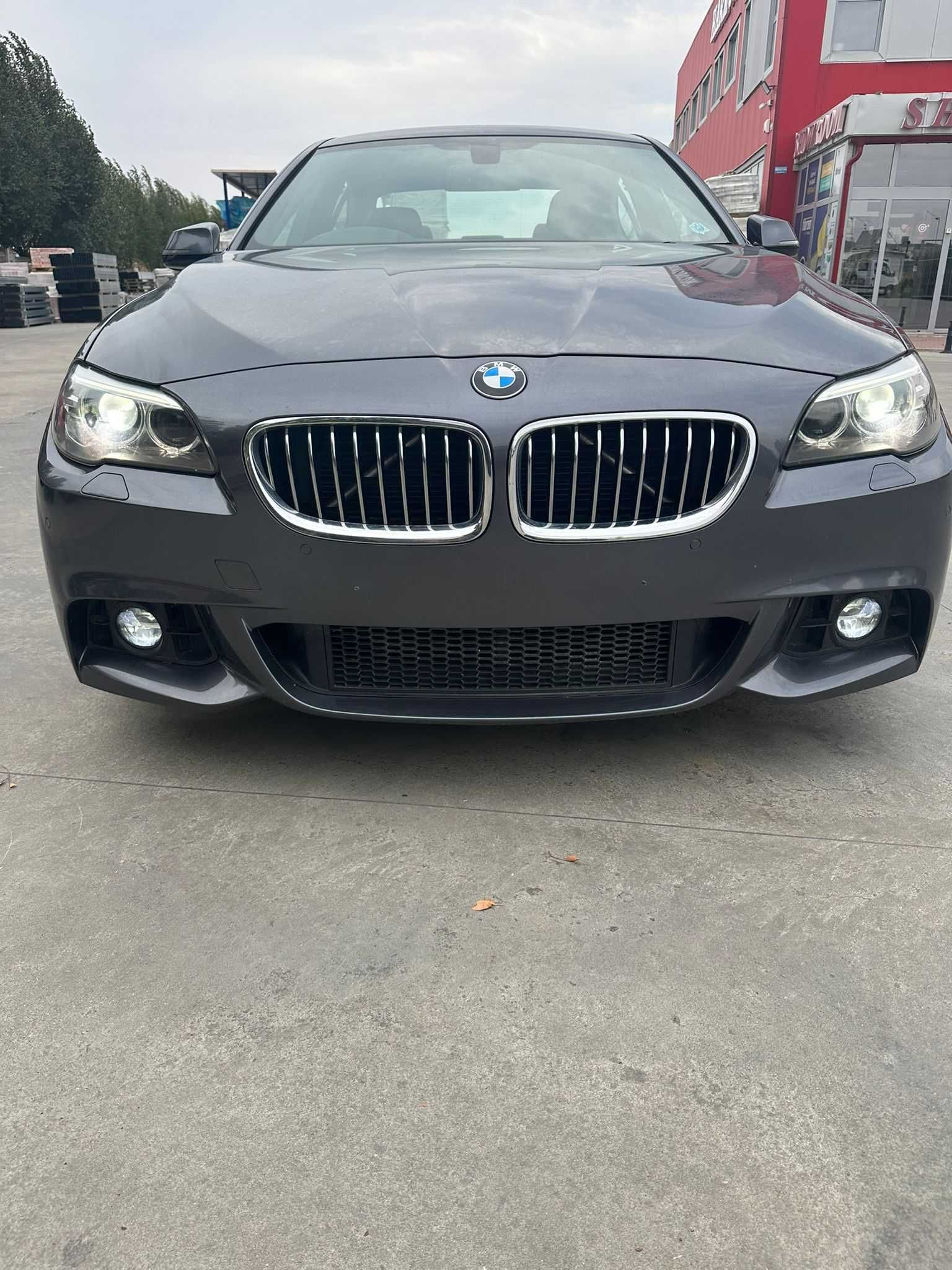 Dezmembrez Piese BMW Seria 5 F10 Facelift M Pachet LCI 3.0D 258cp B39