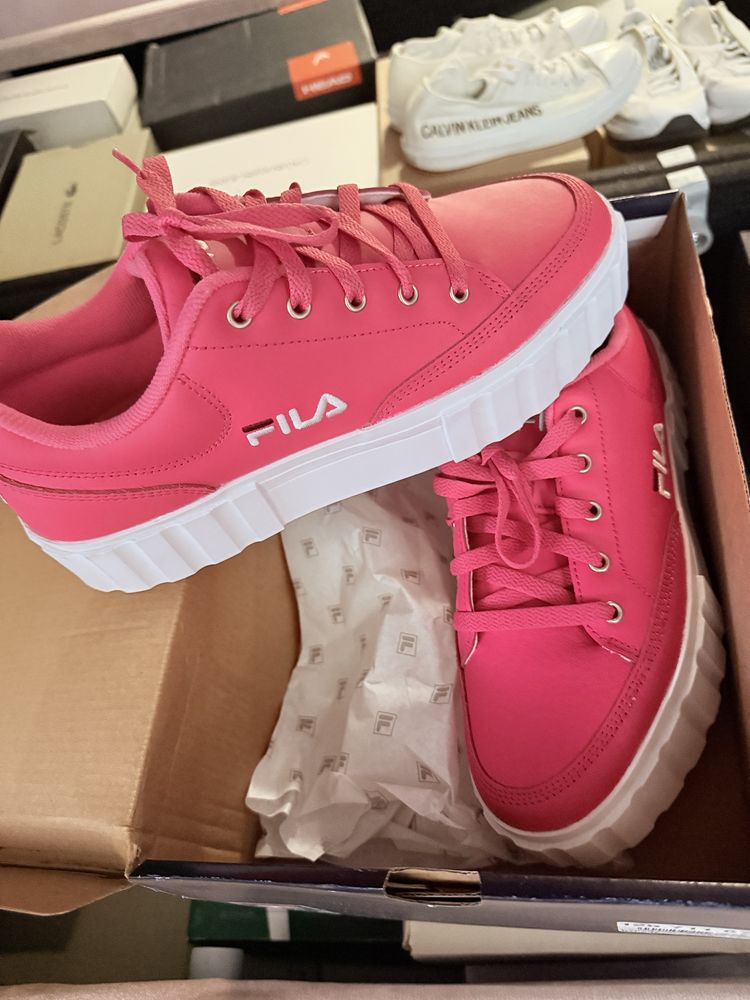 Дамски обувки Fila