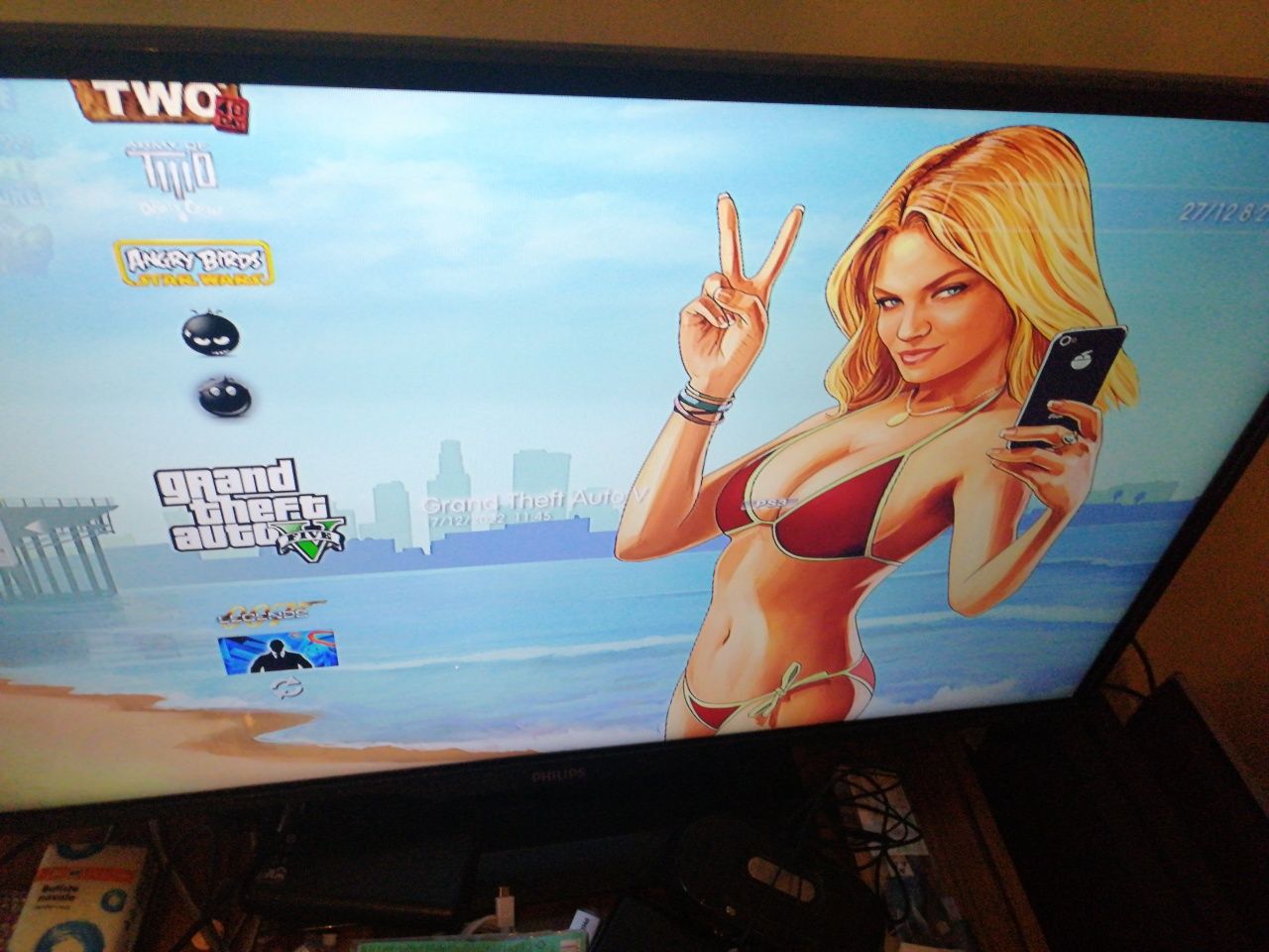 Playstation 3 free Tv ps3 super slim modat 500 gb