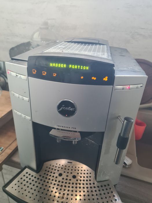 Expresor ,Aparat de cafea. Jura. Delonghi. Saeco