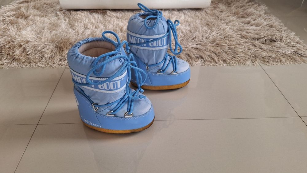 Vand moon boots copii nr 23 26