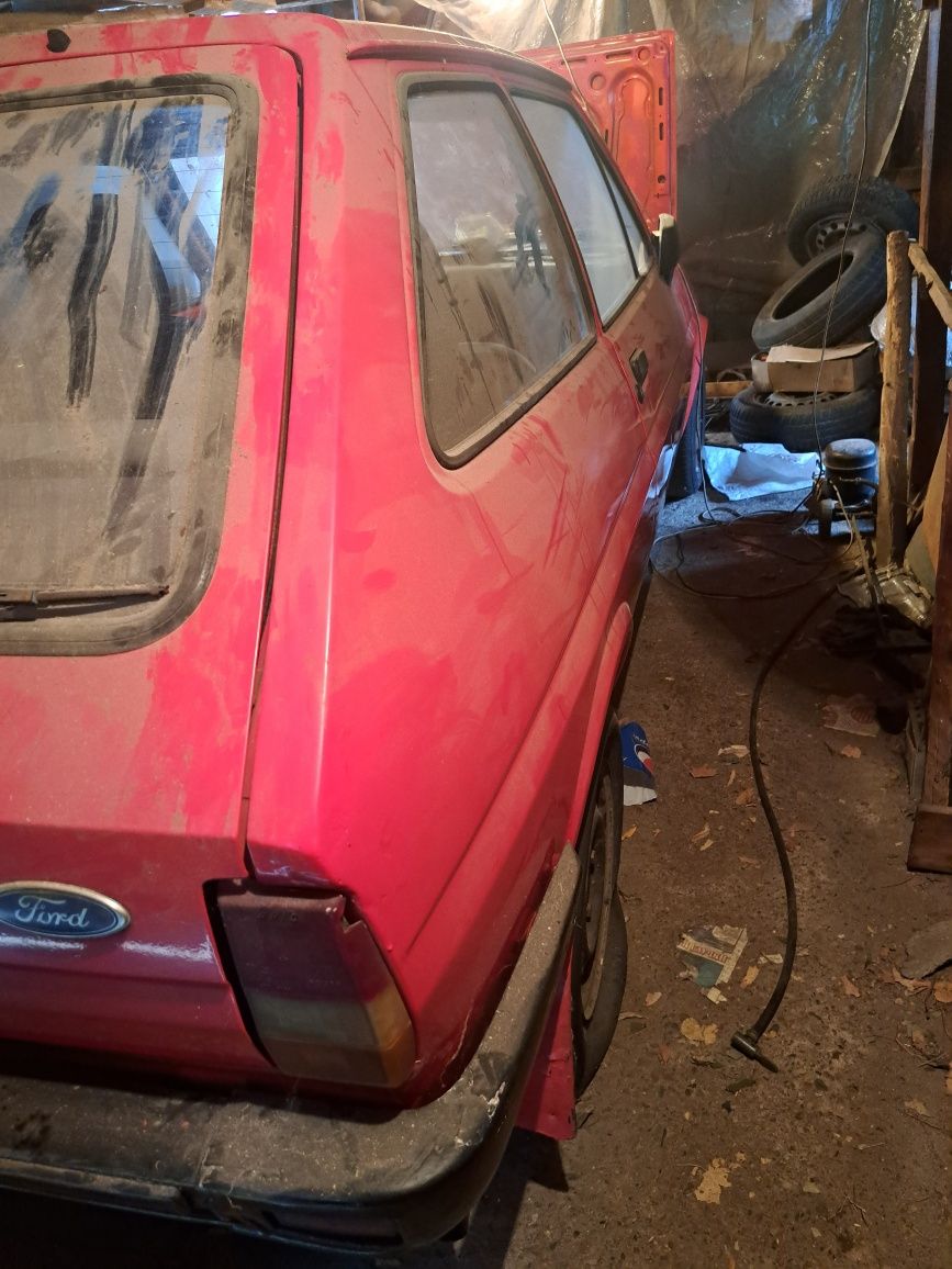 НA ЧАСТИ! Ford Fiesta mk2