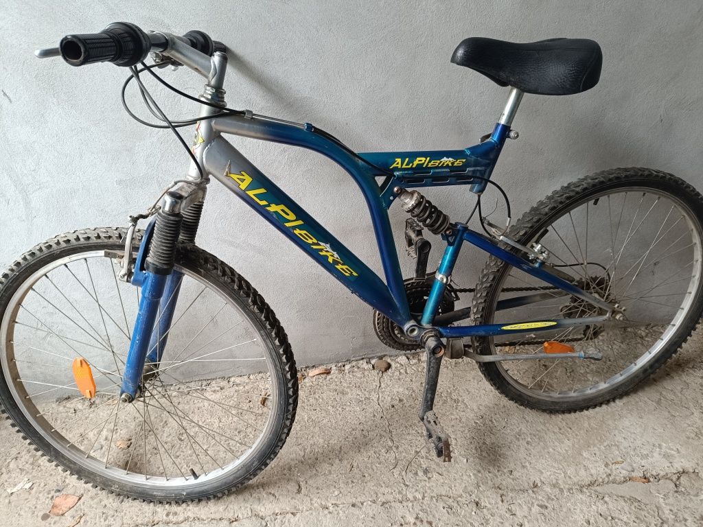 Biciclete de vanzare