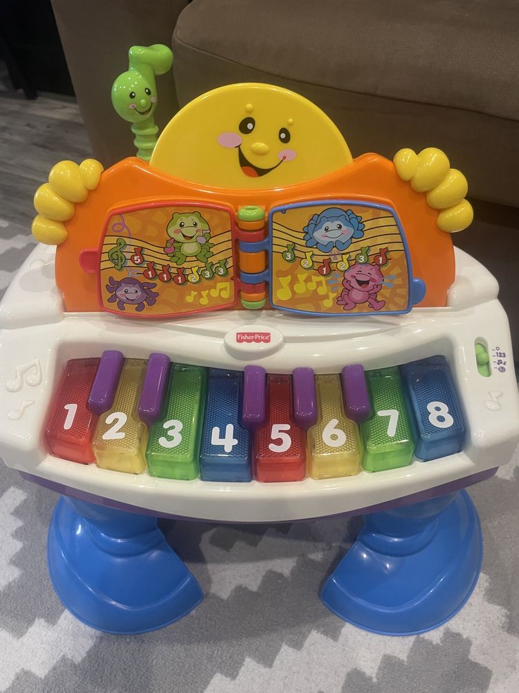 Fisher price масичка пиано