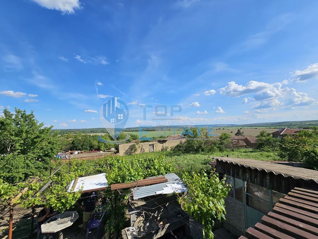Продава се Къща в с. Джулюница, Област Русе - 150 кв.м за 120 €/кв.м - Снимка #3
