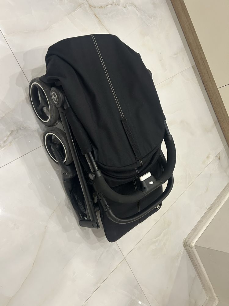 Количка Cybex Beezy
