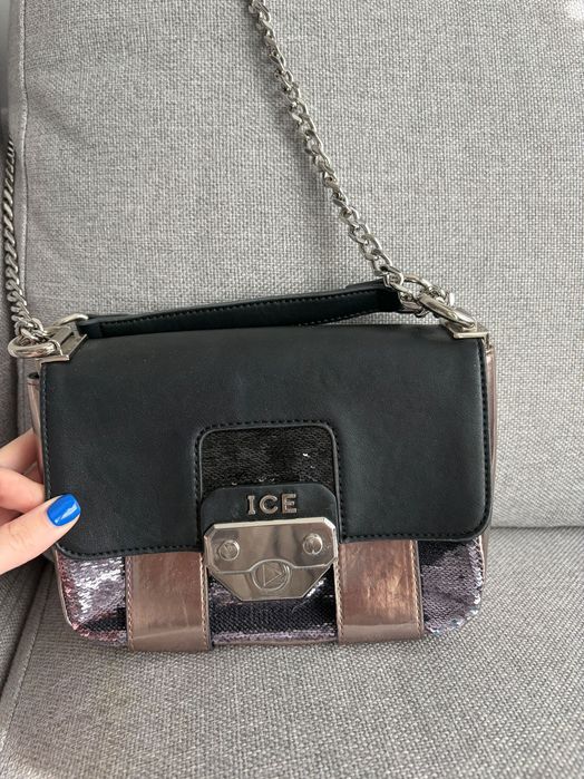 Iceberg оригинална чанта