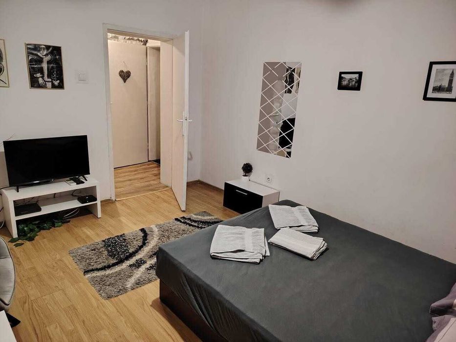 Продава се Едностаен апартамент в Пловдив, Каменица 1 - 33 кв.м за 2379 €/кв.м - Снимка #1