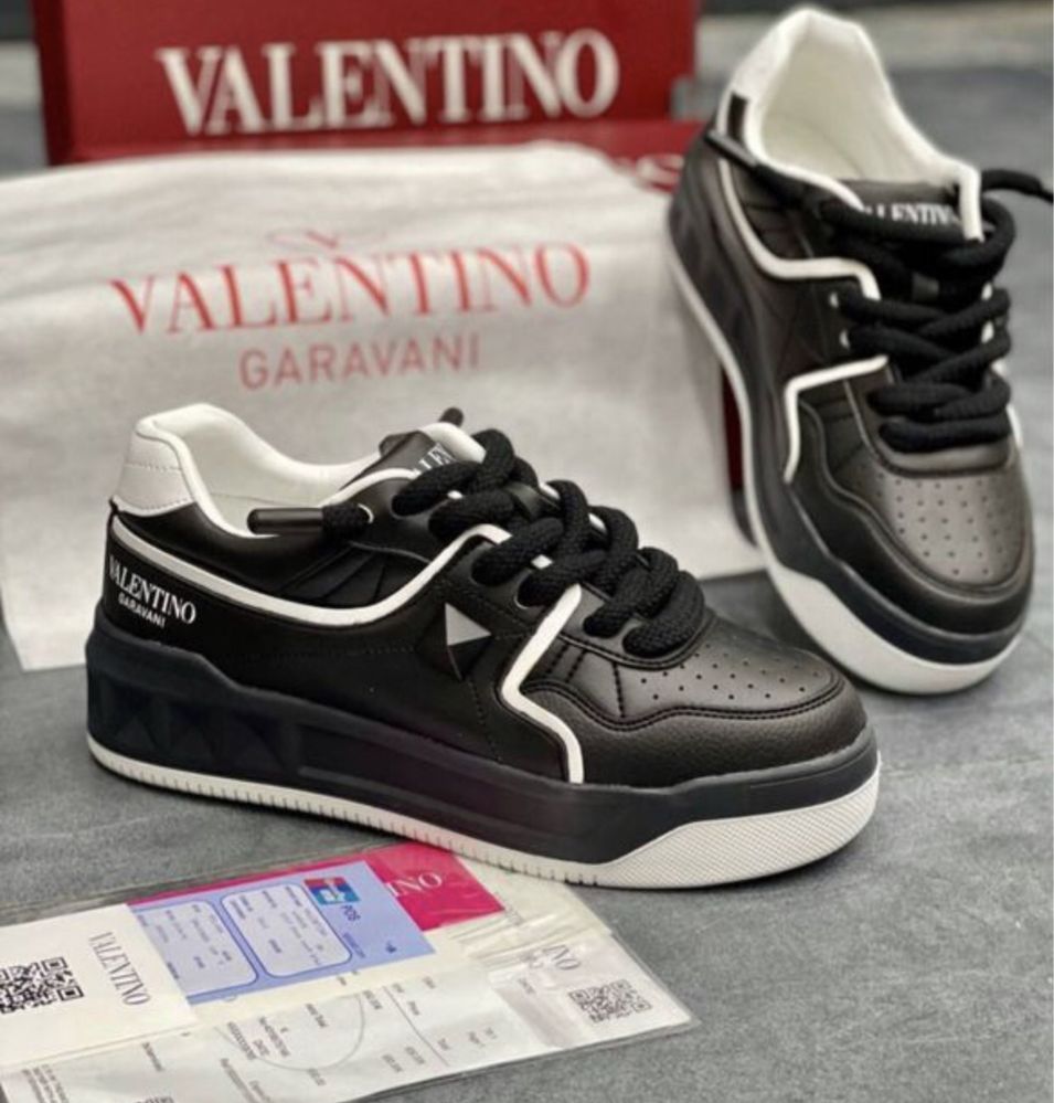 Adidasi de piele Sneakers Valentino Garavani model PREMIUM