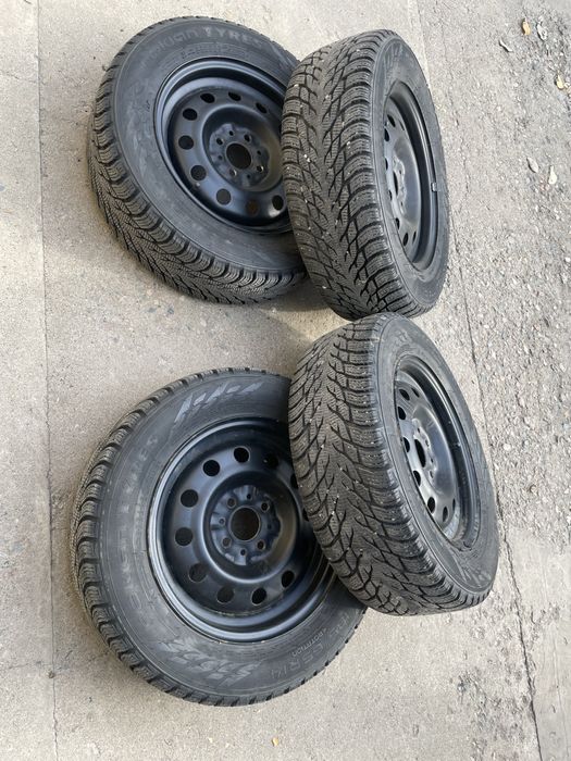 Зимие шины Nokian 185/65/R14