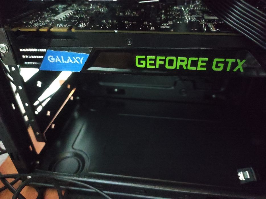 Gtx 680 2GB Videokarta sirochna sotiladi