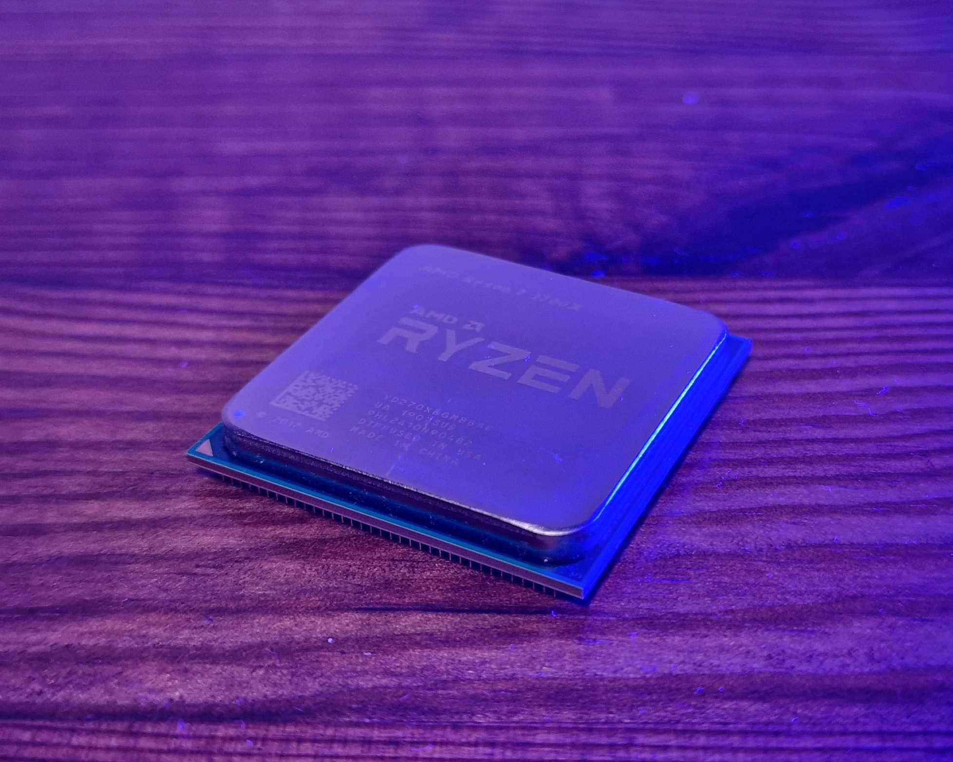 Продавам процесор CPU AMD RYZEN 7 2700X