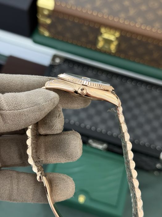 Rolex Day-Date 40mm Ombre Dial