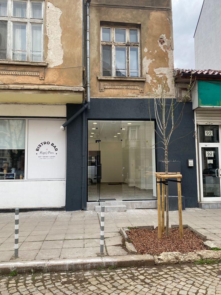 Продава се Магазин в София, Център - 70 кв.м за 1886 €/кв.м - Снимка #5