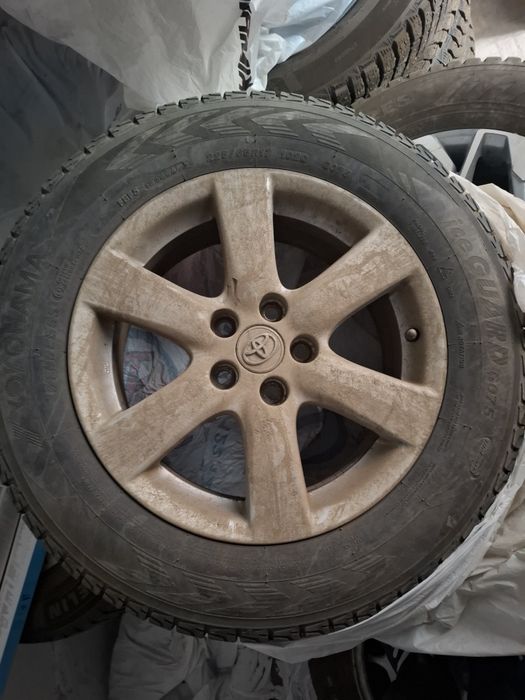 Шина зимняя 225/65  R17